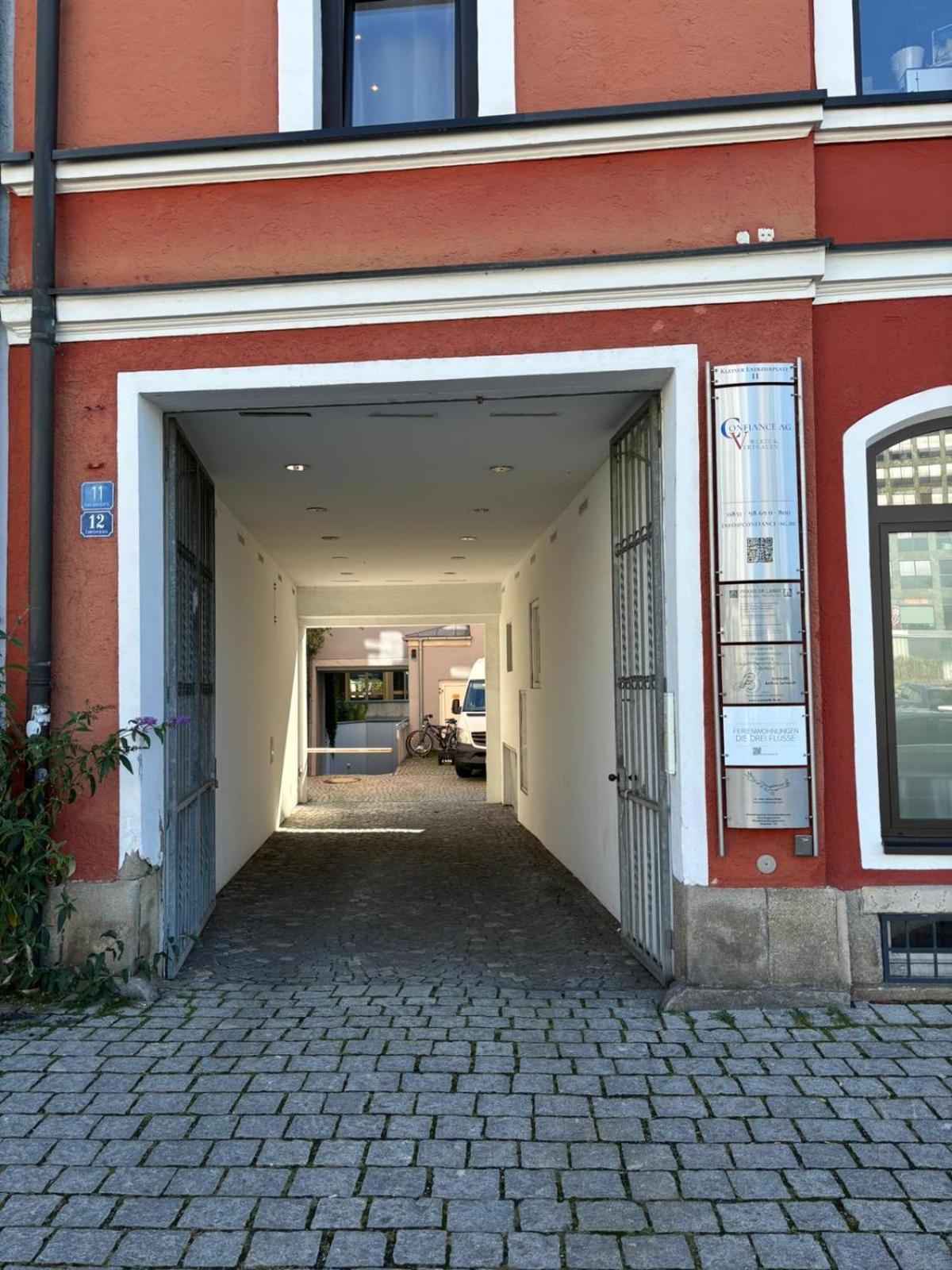 Wohnung Donau - Im Zentrum, Kueche, Parkplatz, Ruhig Gelegen 파사우 외부 사진